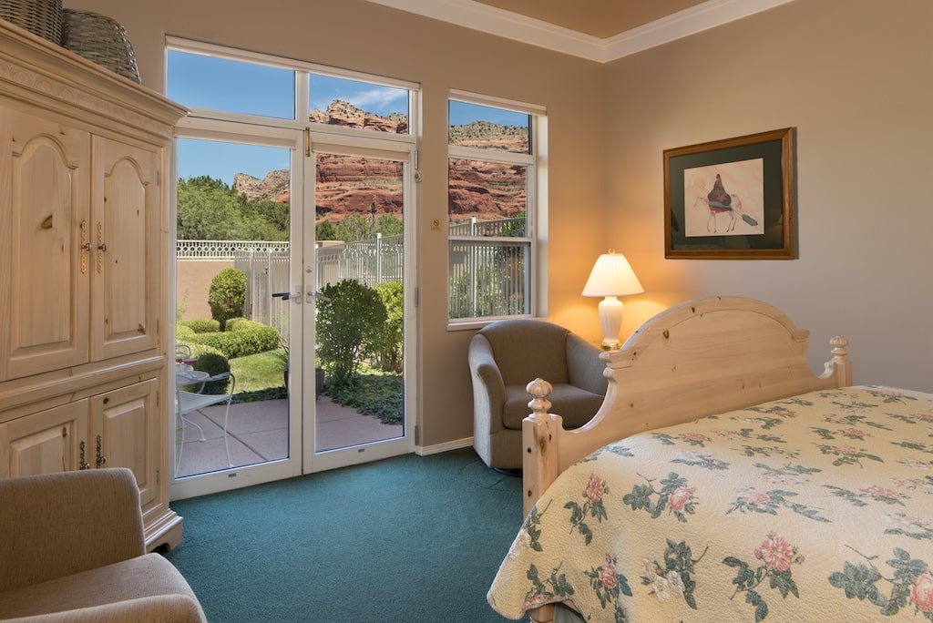 We love these restaurants in Sedona for dining out this year, photo of our Sedona Bed and Breakfast 
