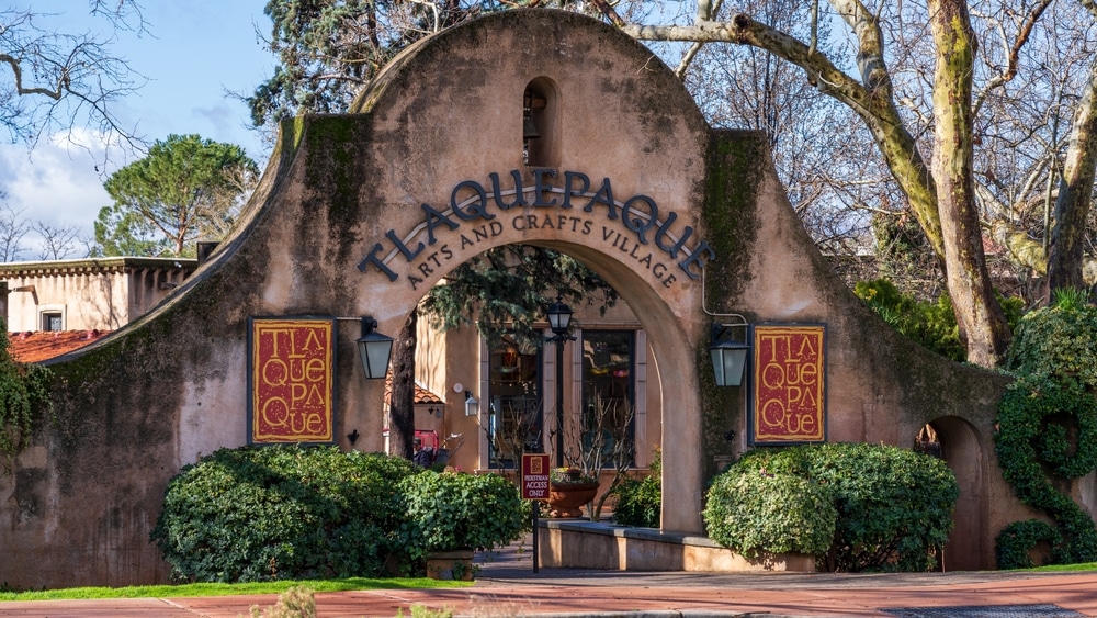 holiday shopping at Tlaquepaque Arts and Shopping Village