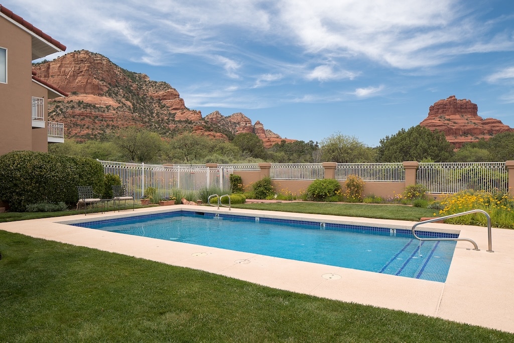 Cathedral Rock Vortex and more hikes in Sedona near our bed and breakfast